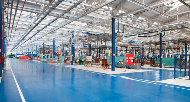 Produktionshalle Industrie Camtec Netzteile